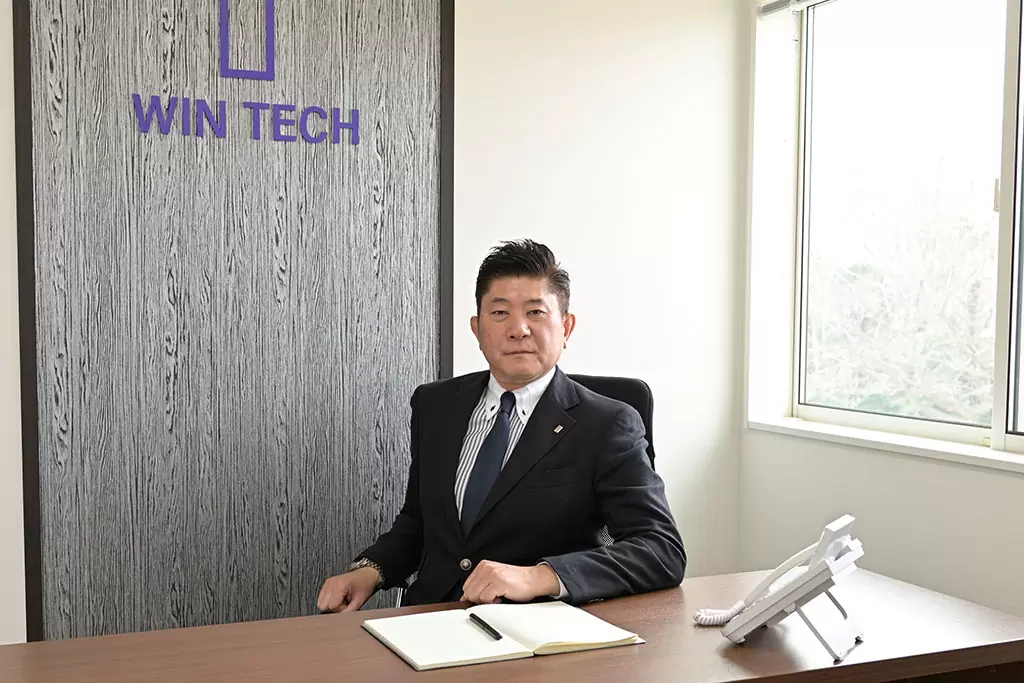 代表取締役 佐藤 磨壮留